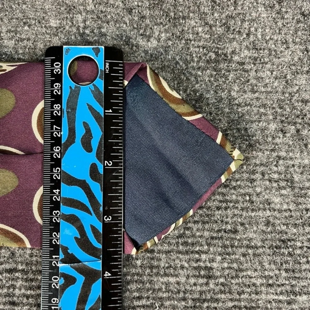 Hunting Horn Classics Mens Silk Tie Purple Green Swirl Paisley Made in Italy